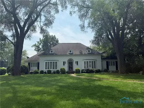 321 E Mcpherson Ave, Findlay, OH 45840