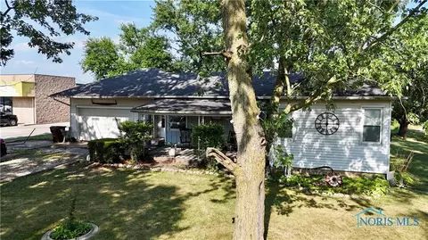 823 N Williams St, Paulding, OH 45879 photo 2