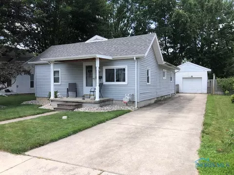 1006 Selby St, Findlay, OH 45840