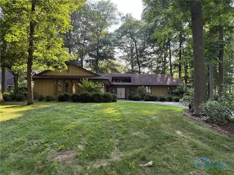 2114 Ragan Woods Dr, Toledo, OH 43614