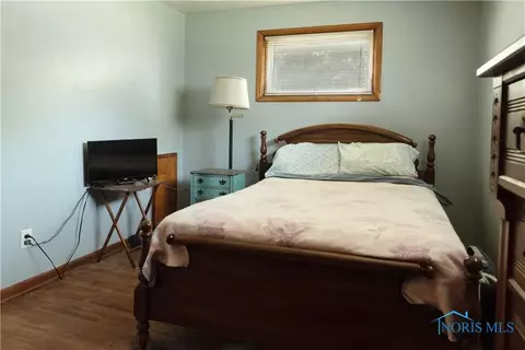 832 E Wilson St, Bryan, OH 43506 photo 13