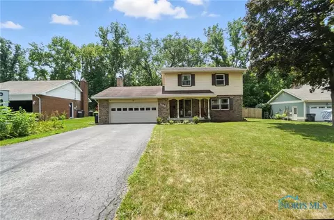 1133 Glen Meadow Dr, Findlay, OH 45840