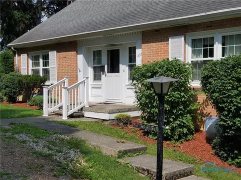 435 Front St, Upper Sandusky, OH 43351 photo 3