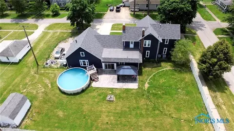 303 N Squire St, Holgate, OH 43527 photo 3