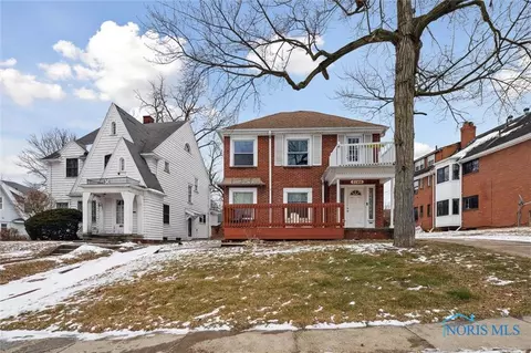 2146 Wyndhurst Rd, Toledo, OH 43607