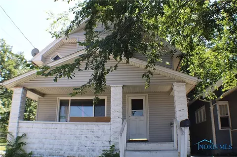 1703 Marlow Rd, Toledo, OH 43613