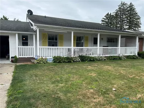 426 E Water, Montpelier, OH 43543
