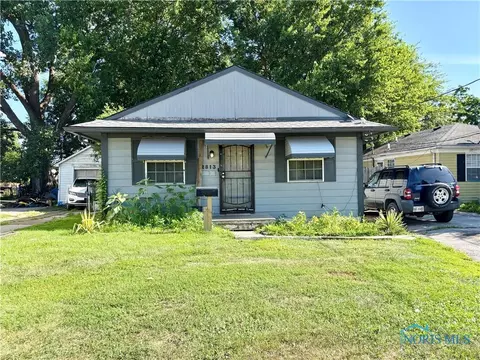 2813 Airport Hwy, Toledo, OH 43609