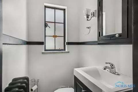 1935 Shenandoah Rd, Toledo, OH 43607 photo 22