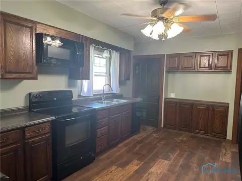 222 E Bigelow St, Upper Sandusky, OH 43351 photo 5