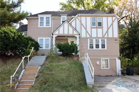 2547 Greenway St, Toledo, OH 43607