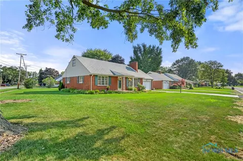 1000 Brookview Ct, Findlay, OH 45840