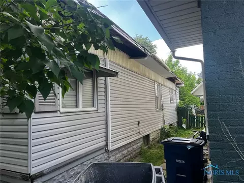 531 E Park St, Toledo, OH 43608 photo 3
