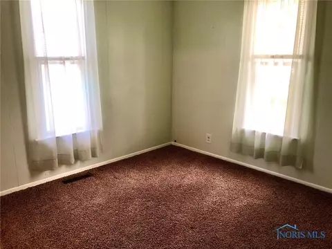 352 E 5th St, Elmore, OH 43416 photo 29