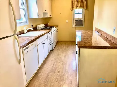 352 E 5th St, Elmore, OH 43416 photo 20