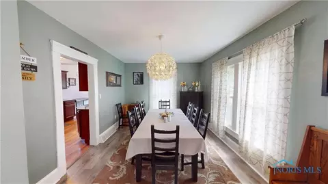 229 White St, Clyde, OH 43410 photo 11