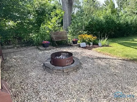 229 White St, Clyde, OH 43410 photo 39