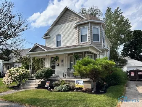 229 White St, Clyde, OH 43410 photo 2