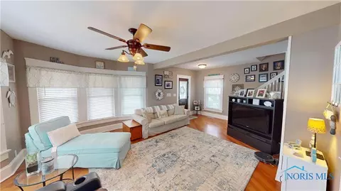 229 White St, Clyde, OH 43410 photo 9