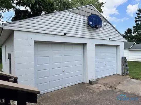229 White St, Clyde, OH 43410 photo 41
