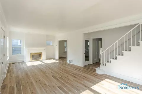 2032 Perth St, Toledo, OH 43607 photo 4