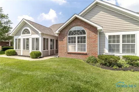 7761 Timbers Edge #11, Waterville, OH 43566
