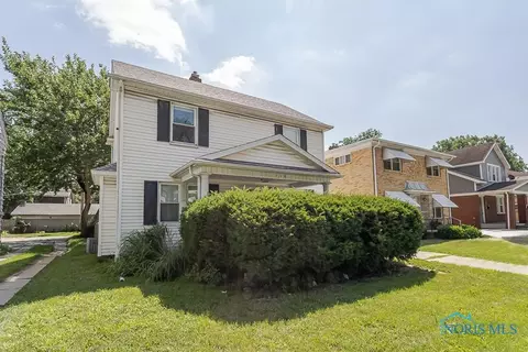 3714 Douglas Rd, Toledo, OH 43613