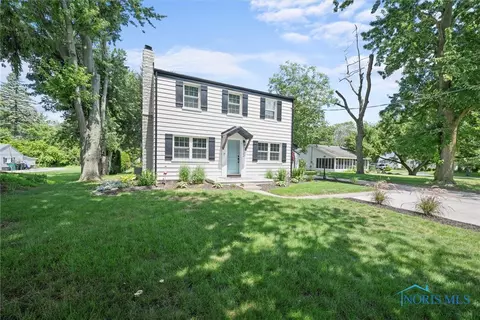 7122 Brint Rd, Sylvania, OH 43560