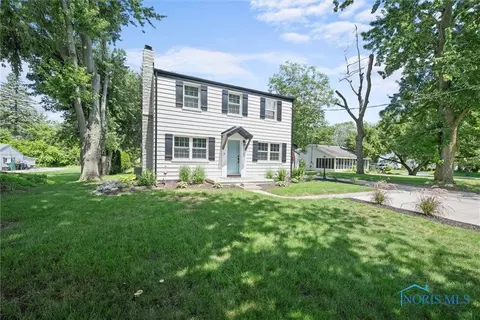 7122 Brint Rd, Sylvania, OH 43560