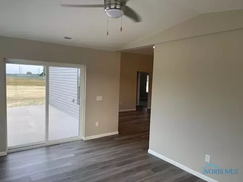 510 N Adrian St, Lyons, OH 43533 photo 11