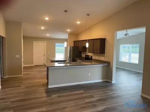 510 N Adrian St, Lyons, OH 43533 photo 15