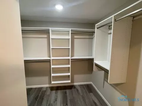 510 N Adrian St, Lyons, OH 43533 photo 10