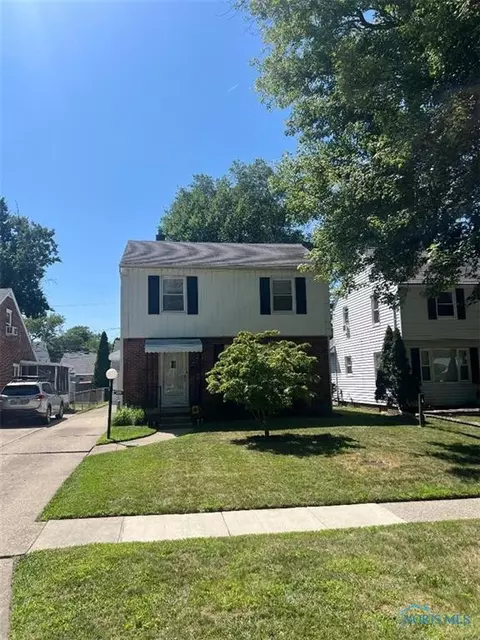 3325 Algonquin Pkwy, Toledo, OH 43606