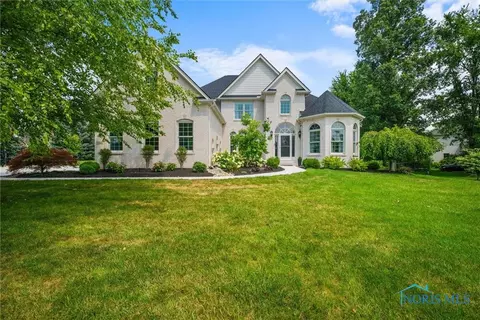 7910 Quail Creek Rd, Maumee, OH 43537