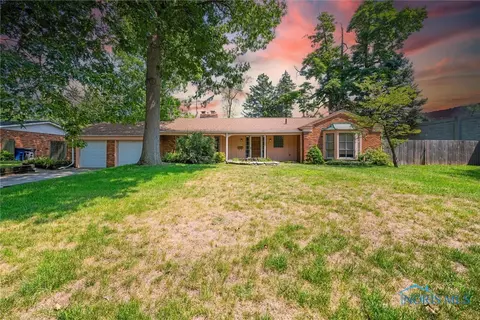 4383 Imperial Dr, Toledo, OH 43615