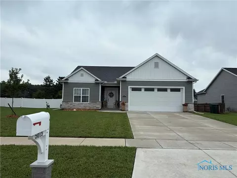 5015 E Plaza Blvd, Northwood, OH 43619