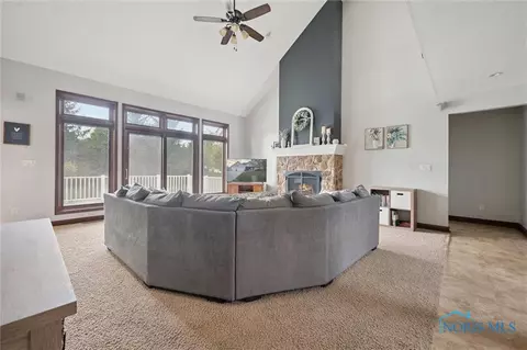 1402 Whetstone Dr, Bryan, OH 43506 photo 7