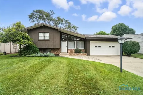 243 Darlene Dr, Wauseon, OH 43567