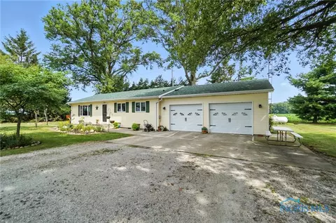 16864 Oil Center Rd, Cygnet, OH 43413