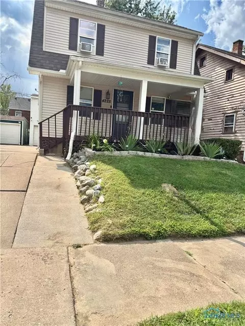4225 Asbury Dr, Toledo, OH 43612