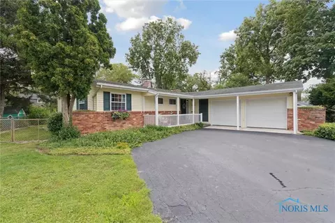 511 Colony Ct, Perrysburg, OH 43551
