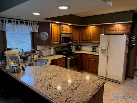128 Shaffer Blvd, Bryan, OH 43506 photo 9