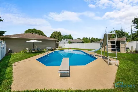 3039 Springtime Dr, Oregon, OH 43616 photo 22