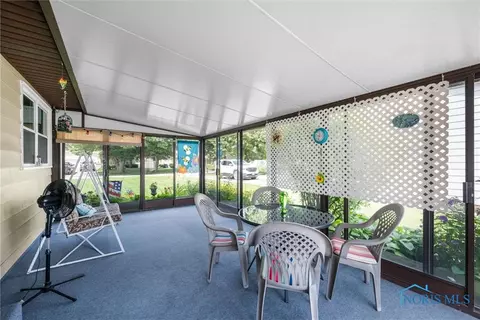 3039 Springtime Dr, Oregon, OH 43616 photo 12
