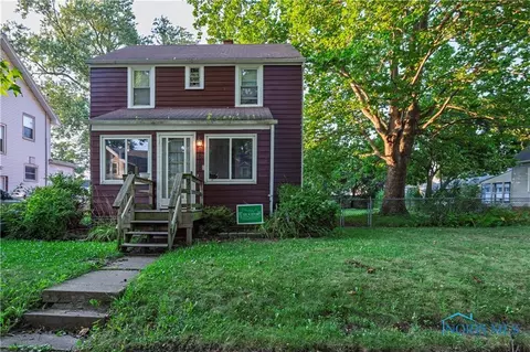 1664 Hagley Rd, Toledo, OH 43612