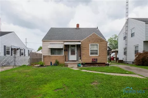 5138 Hallgate Ave, Toledo, OH 43612