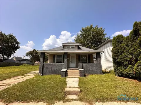 124 Walnut St, Rossford, OH 43460