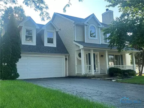 1528 Indian Creek Dr, Perrysburg, OH 43551