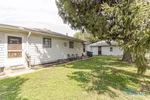 1614 Campbell St, Toledo, OH 43607