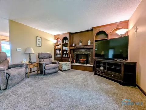 215 Lakeview Dr, Bryan, OH 43506 photo 16